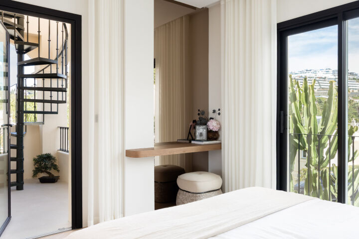 Amani Hills - Exceptional Sea View Townhouse in El Herrojo, Benahavís