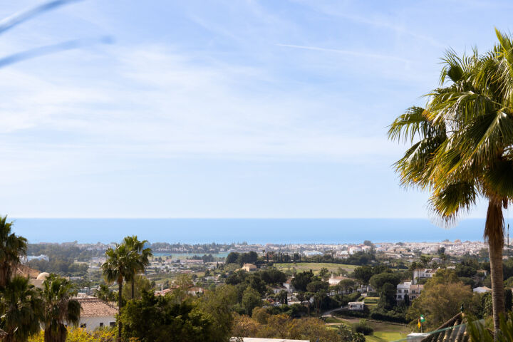 Amani Hills - Exceptional Sea View Townhouse in El Herrojo, Benahavís