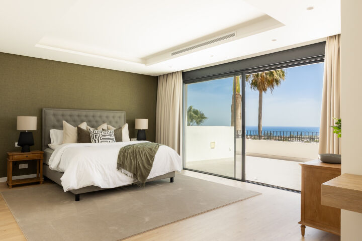 Casa de Luna - Sophisticated Andalusian Villa with Breathtaking Panoramic Views