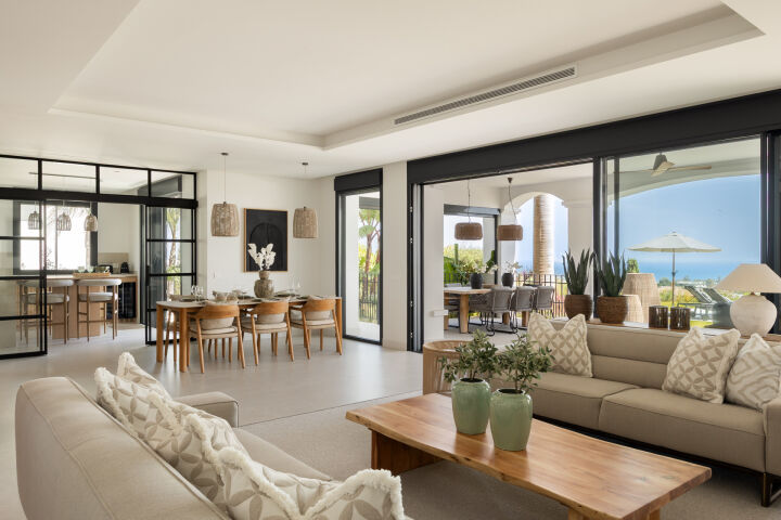 Casa de Luna - Sophisticated Andalusian Villa with Breathtaking Panoramic Views