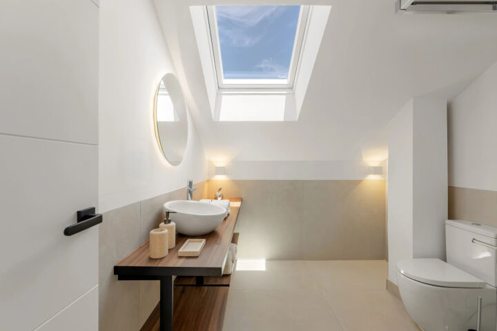 Las Lolas Sky Residence - A Boutique Penthouse in the Heart of Nueva Andalucía