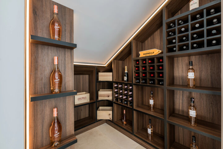 Las Lolas Sky Residence - A Boutique Penthouse in the Heart of Nueva Andalucía