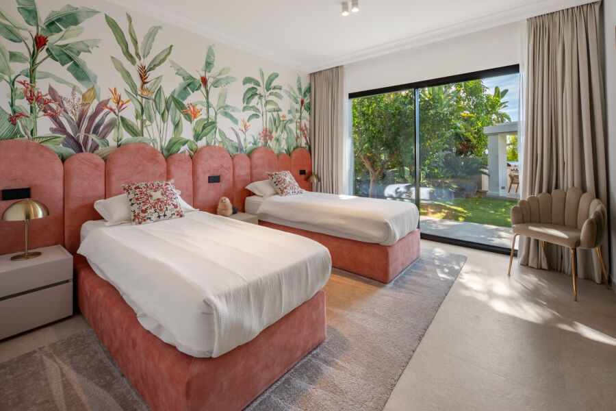 Villa Sophia - Renovated frontline-golf villa in Los Arqueros