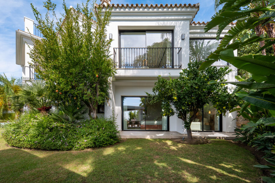 Villa Sophia - Renovated frontline-golf villa in Los Arqueros