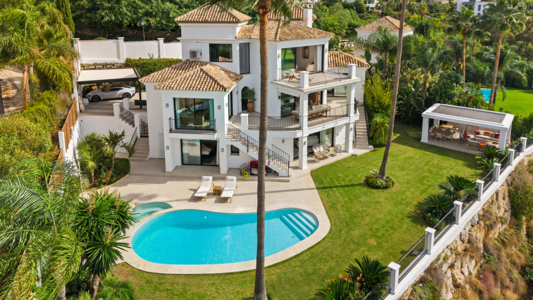 Villa Sophia - Renovated frontline-golf villa in Los Arqueros