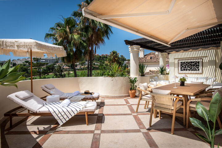 Penthouse Alamanda - Golf-Front Duplex Penthouse in Nueva Andalucia