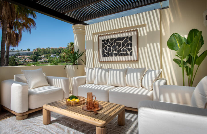 Penthouse Alamanda - Golf-Front Duplex Penthouse in Nueva Andalucia