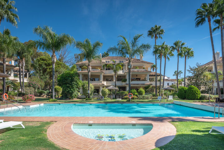 Penthouse Alamanda - Golf-Front Duplex Penthouse in Nueva Andalucia