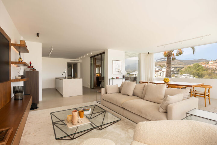 Apartment Les Belvederes - Luxury Apartment with Private Pool in Nueva Andalucia