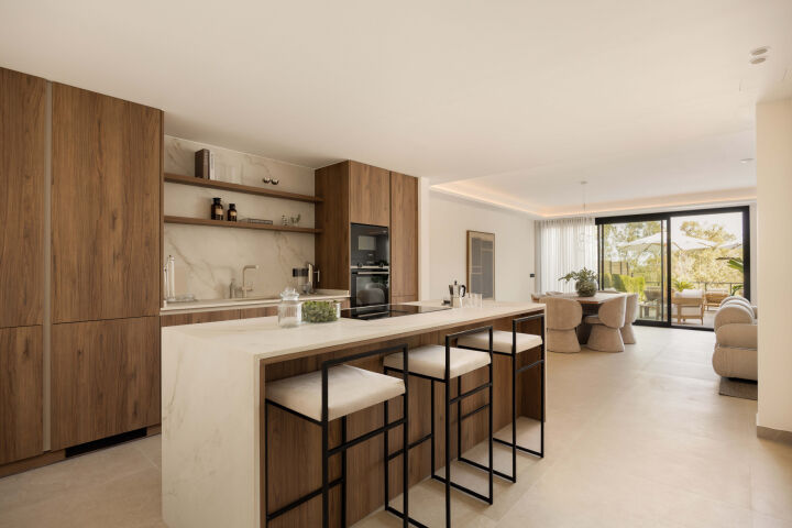 Alto Belvedere - Renovated Ground Floor Apartment with Private Pool in Nueva Andalucía