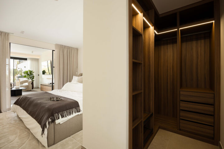 Alto Belvedere - Renovated Ground Floor Apartment with Private Pool in Nueva Andalucía