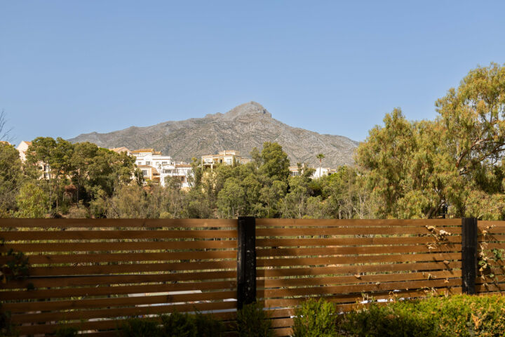 Alto Belvedere - Renovated Ground Floor Apartment with Private Pool in Nueva Andalucía