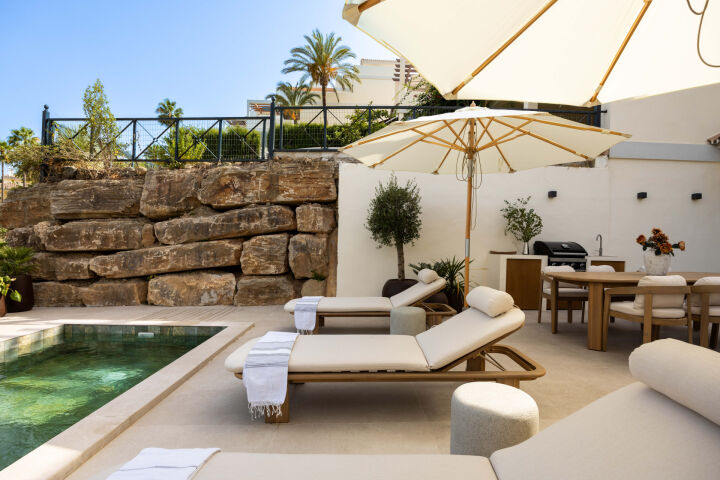 Alto Belvedere - Renovated Ground Floor Apartment with Private Pool in Nueva Andalucía