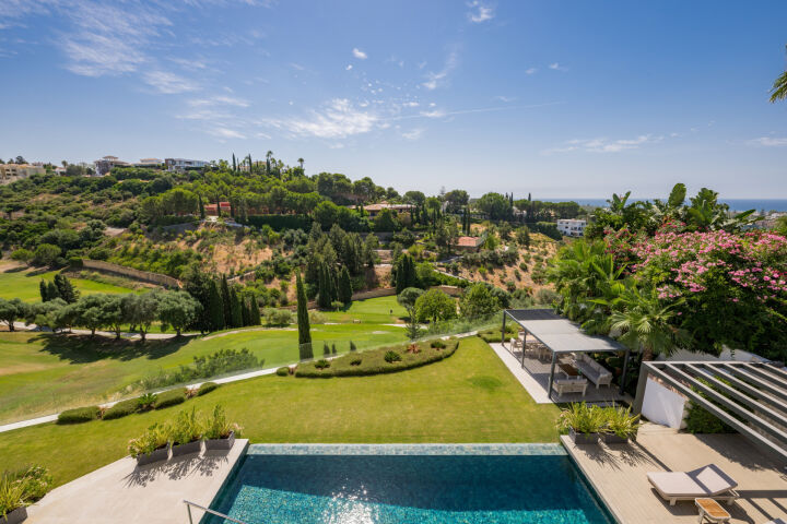 Villa Rebecka - Contemporary Mediterranean Home in Los Flamingos, Benahavís