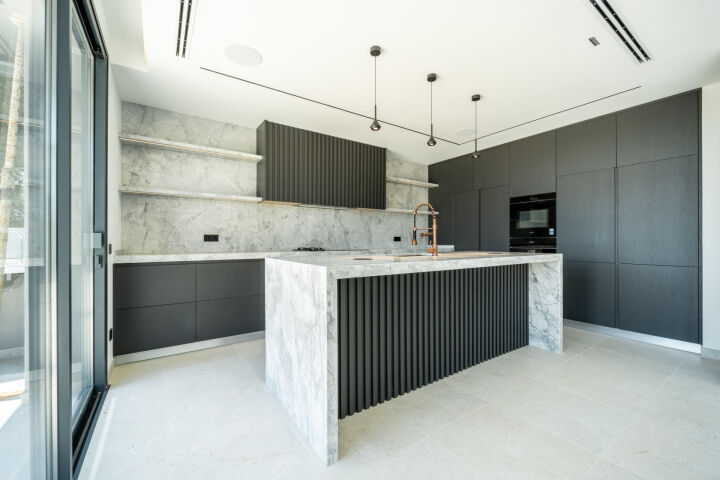 Villa Althea - Brand-New Contemporary Villa in Hacienda Las Chapas, Marbella