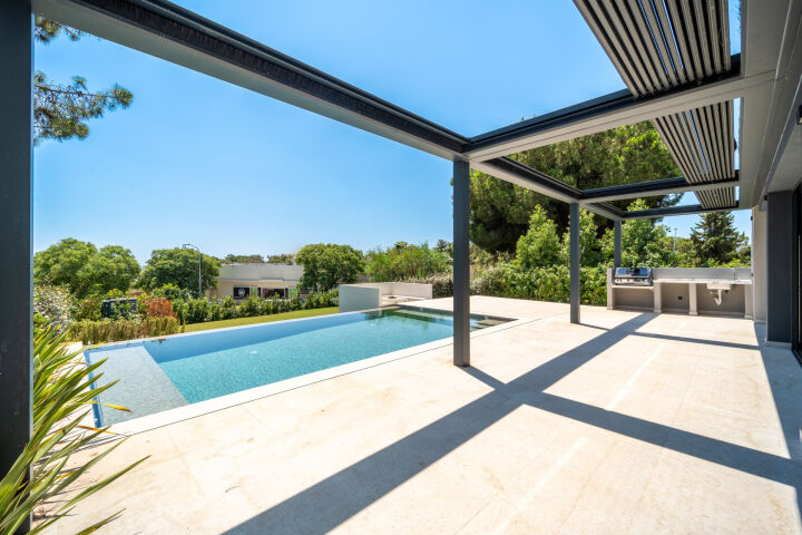 Villa Althea - Brand-New Contemporary Villa in Hacienda Las Chapas, Marbella