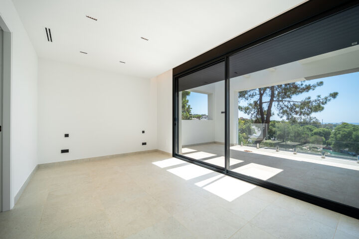Villa Althea - Brand-New Contemporary Villa in Hacienda Las Chapas, Marbella