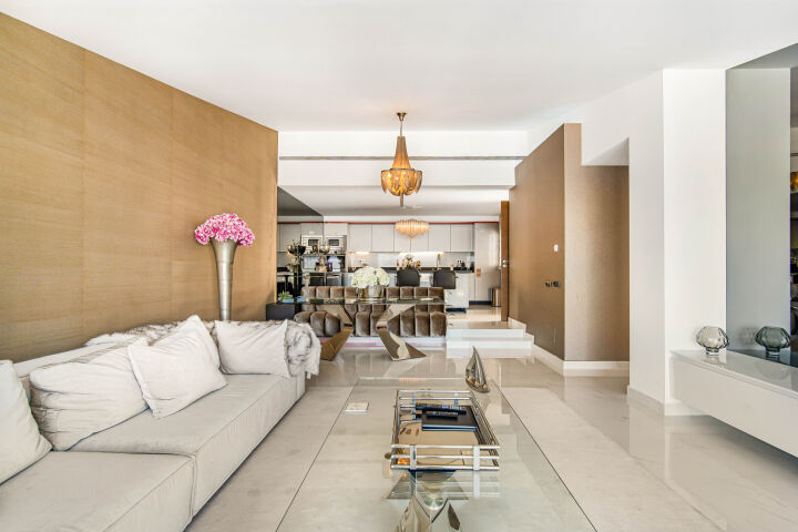 Benabola 209 Penthouse - Frontline Penthouse with Harbour Views in Puerto Banús, Marbella