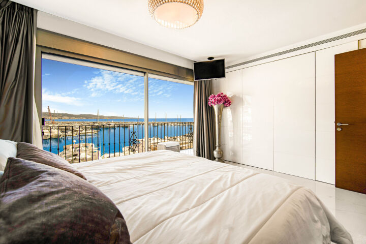 Benabola 209 Penthouse - Frontline Penthouse with Harbour Views in Puerto Banús, Marbella