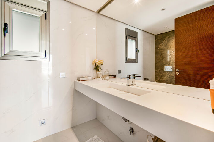Benabola 209 Penthouse - Frontline Penthouse with Harbour Views in Puerto Banús, Marbella
