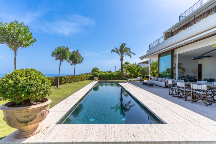 Las Albercas - Ground-floor garden apartment in Finca Cortesin