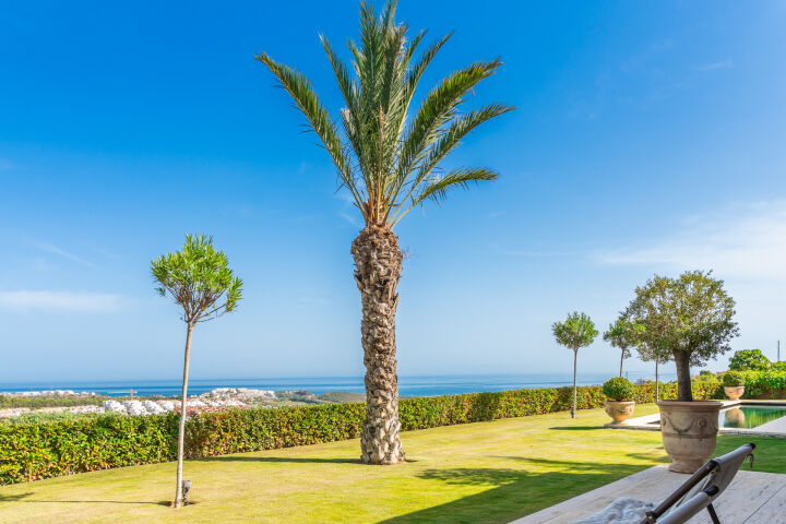 Las Albercas - Ground-floor garden apartment in Finca Cortesin