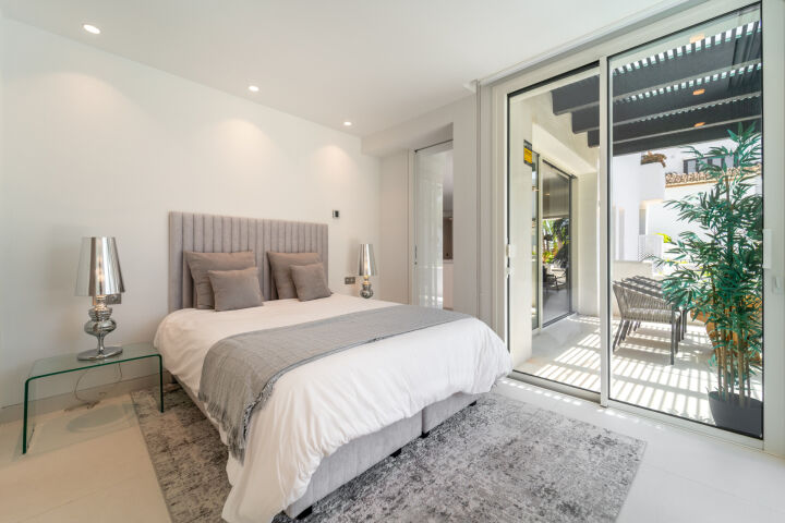 Jazmín 2-2 - Bright First Floor Apartment in Marina Puente Romano, Marbella Golden Mile