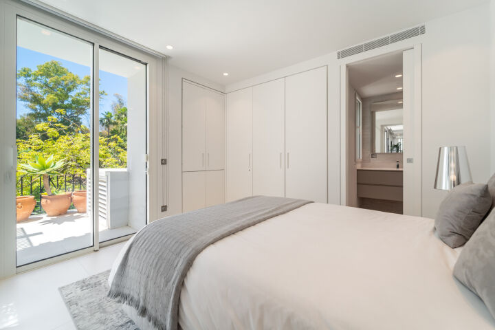 Jazmín 2-2 - Bright First Floor Apartment in Marina Puente Romano, Marbella Golden Mile