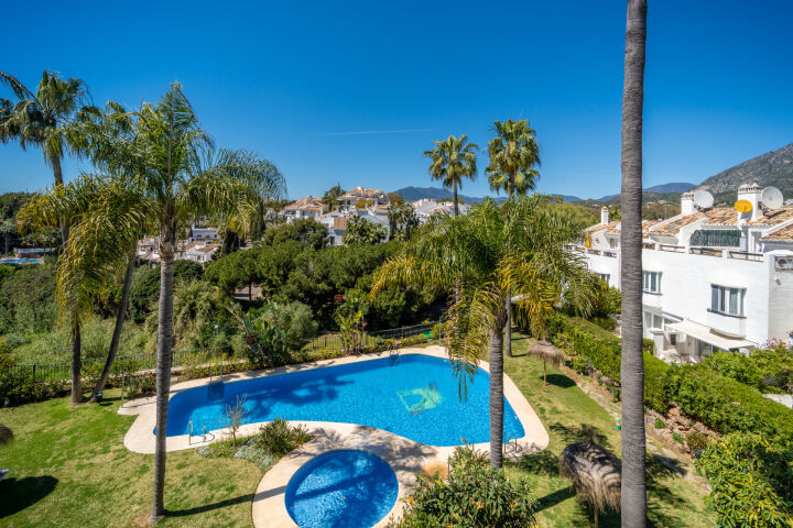 Arco Iris Townhouse - Townhouse a Short Stroll from the Sea on the Marbella Golden Mile