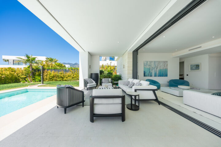 Villa La Finca 13 - Modern Villa with Sea and Mountain Views in La Finca de Marbella