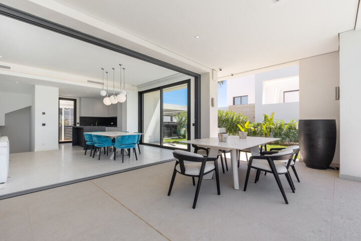 Villa La Finca 13 - Modern Villa with Sea and Mountain Views in La Finca de Marbella