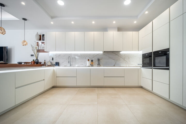 Murcia 1 - Beachside Villa in Casasola, New Golden Mile