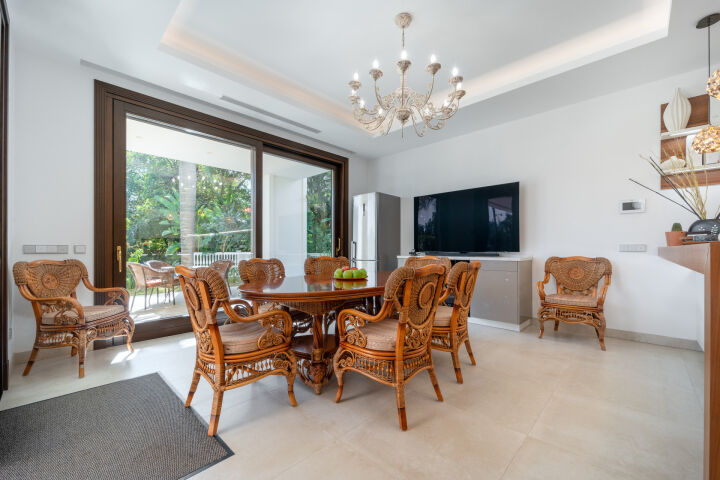 Murcia 1 - Beachside Villa in Casasola, New Golden Mile