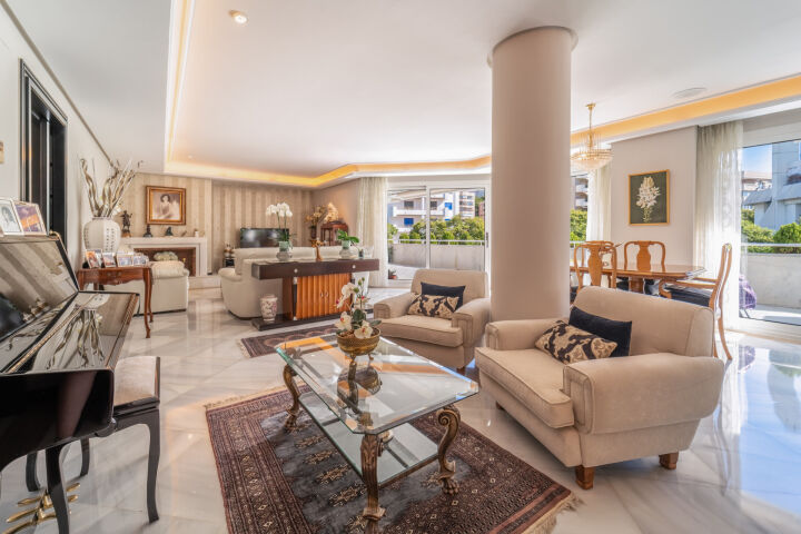 Nereida 4 - Grand appartement d’angle à quelques pas de la mer à Marbella