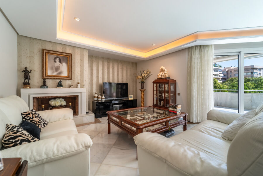 Nereida 4 - Grand appartement d’angle à quelques pas de la mer à Marbella