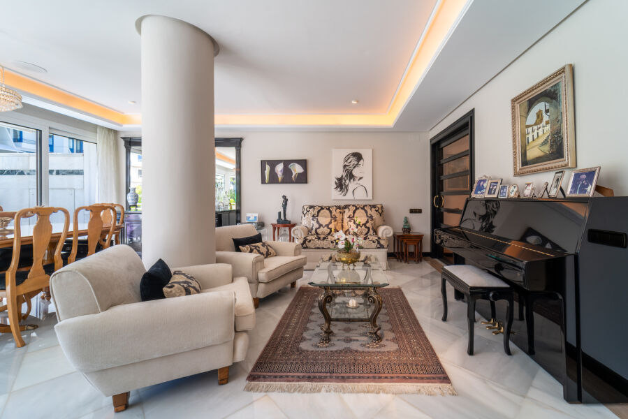 Nereida 4 - Grand appartement d’angle à quelques pas de la mer à Marbella
