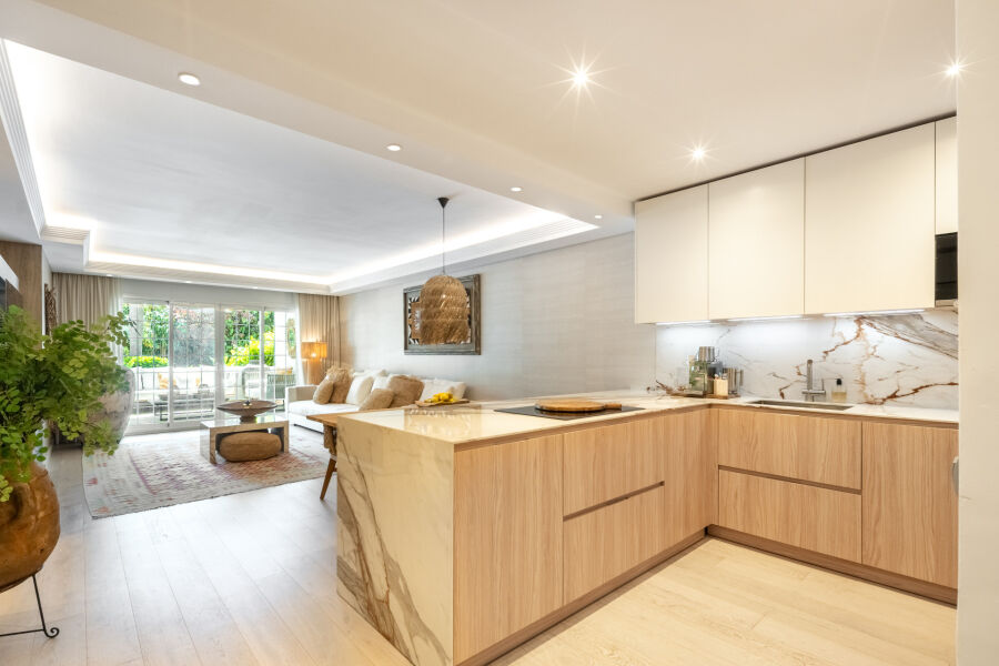 Bidesoa 110 - Apartamento en planta baja junto a la playa en Puente Romano II, Milla de Oro de Marbella