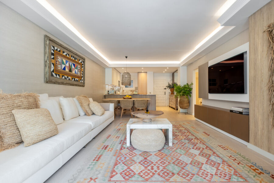 Bidesoa 110 - Apartamento en planta baja junto a la playa en Puente Romano II, Milla de Oro de Marbella