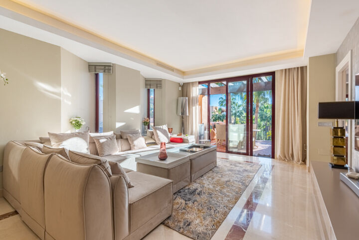 Kalanchoe Penthouse - Beachside Living in Bahía de Alcántara, San Pedro