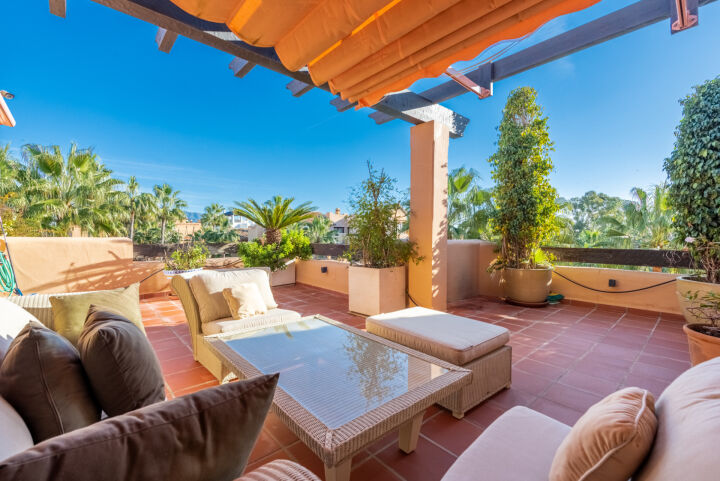 Kalanchoe Penthouse - Beachside Living in Bahía de Alcántara, San Pedro