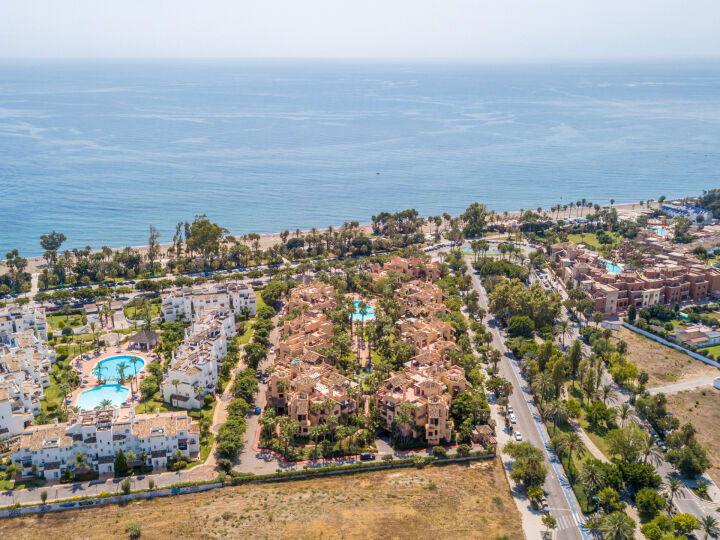Kalanchoe Penthouse - Beachside Living in Bahía de Alcántara, San Pedro
