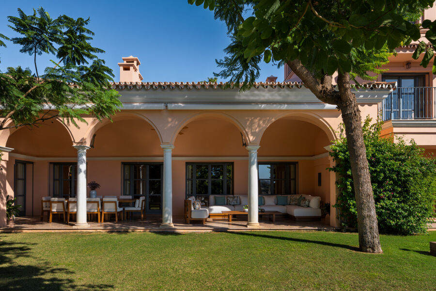Villa Fiorentina - Andalusian Grandeur in Benahavís