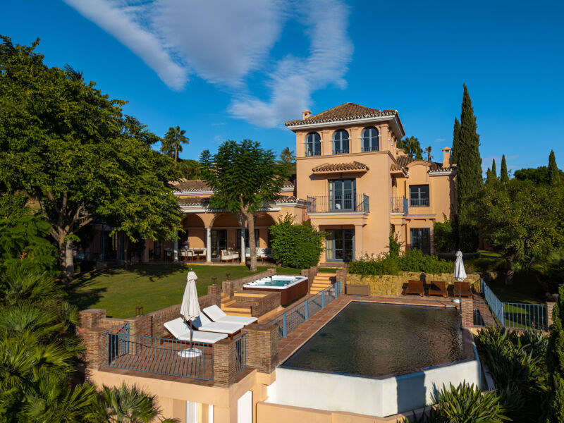 Villa Fiorentina - Andalusian Grandeur in Benahavís