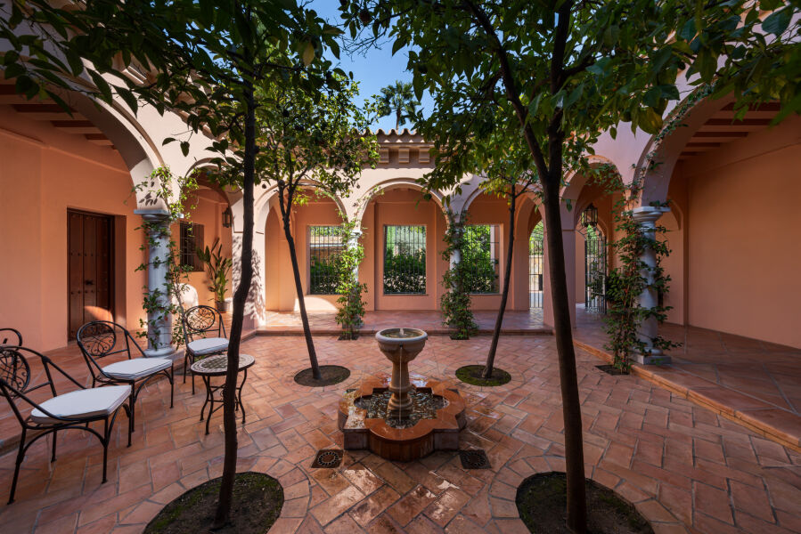 Villa Fiorentina - Andalusian Grandeur in Benahavís