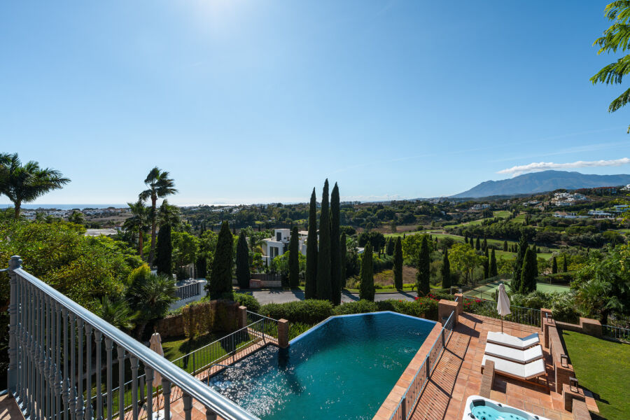 Villa Fiorentina - Andalusian Grandeur in Benahavís