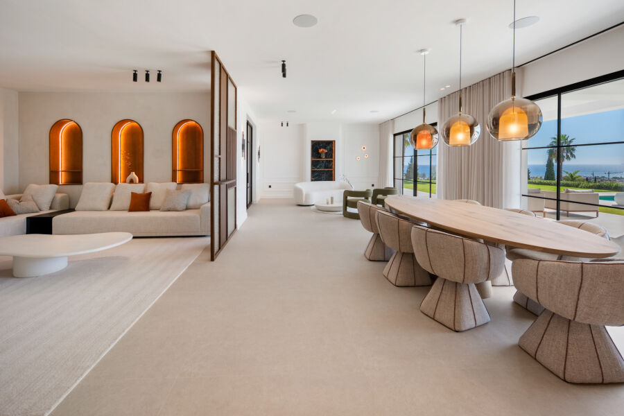 Villa Azur - A Modern Andalusian Sanctuary in Los Flamingos, Benahavís